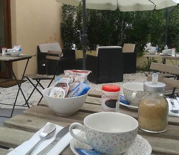 Antica Loggia Guest house 3*